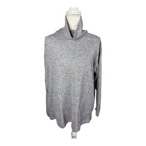 NWT Women’s Oversized Turtleneck